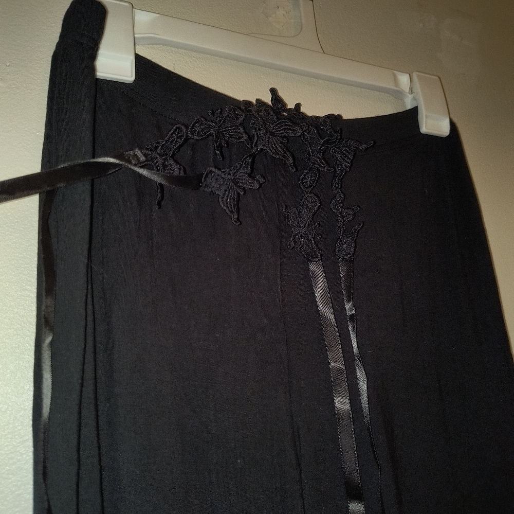 ROMWE Black Straight Leg Pants